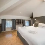 Bed and Breakfast Piedicastello 3*