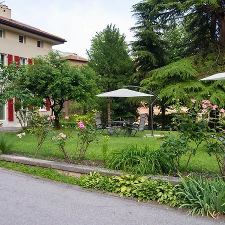 Alojamento de Acomodação e Pequeno-almoço Piedicastello Trento