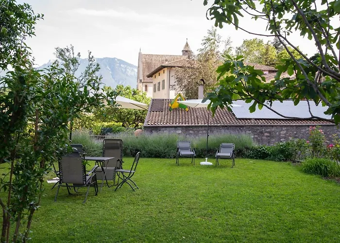 Bed & Breakfast Piedicastello 3*