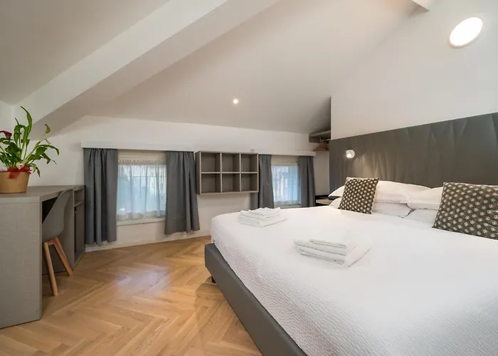 Bed & Breakfast Piedicastello 3*